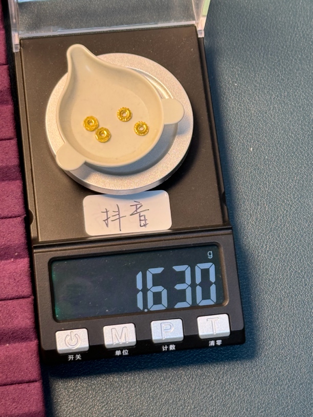 足金999 5mm无相唐草隔片1.63g怡