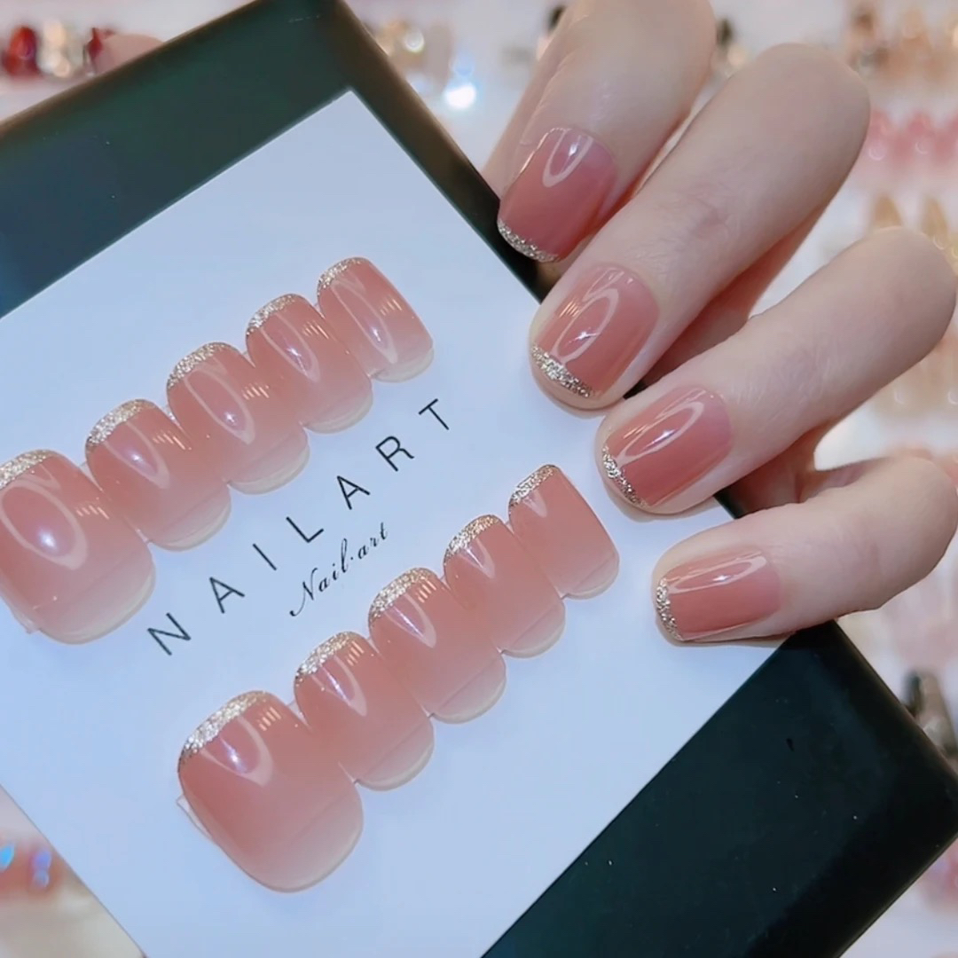 099-短款豆沙渐变闪粉可拆卸假指甲贴片温柔气质穿戴美甲贴