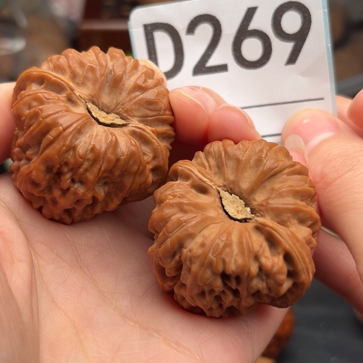 文玩核桃吊坠269凹底40