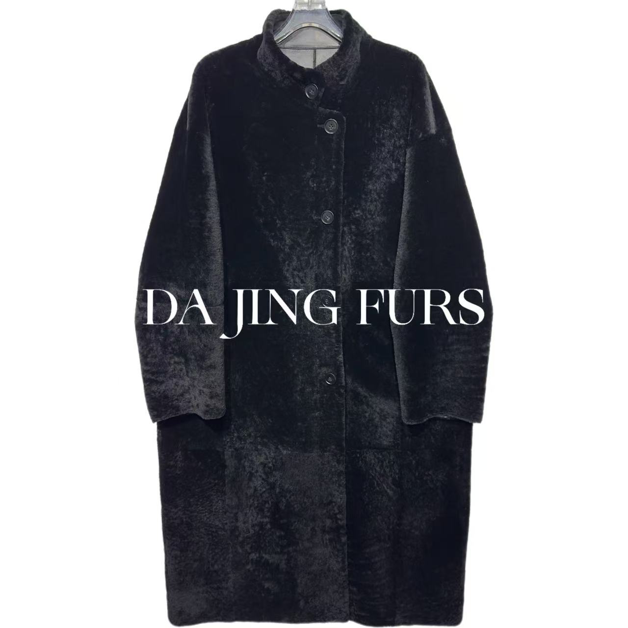 【大晶皮草】小胎羊“繁星点点”美利奴绵羊皮毛一体长款皮草外套780