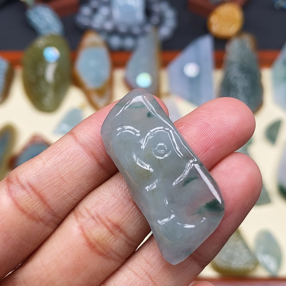 颈饰未镶嵌翡翠翡翠