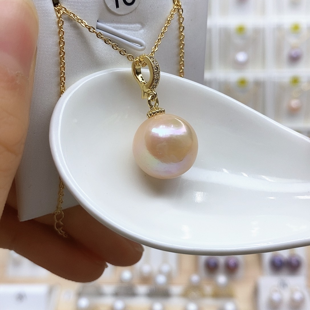 淡水珍珠颈饰合金