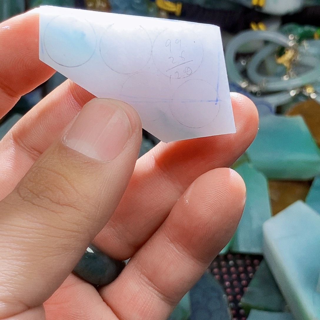 未镶嵌定制翡翠贵***哥翡翠