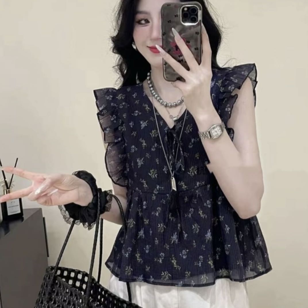 韩系木耳边V领碎花小飞袖衬衫女2025夏季设计感短袖衬衣0113#0.1