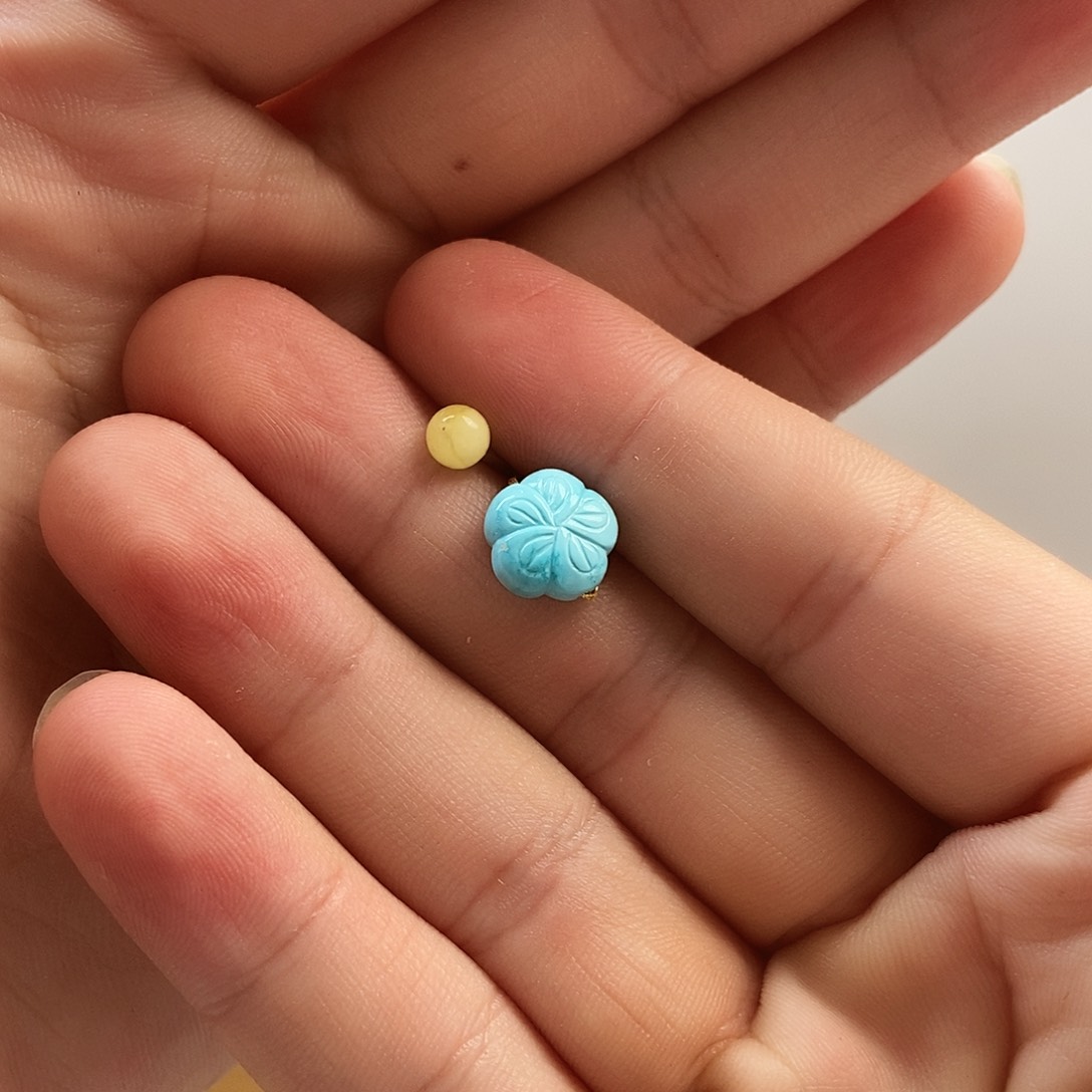 未镶嵌蜜蜡珠宝奇石