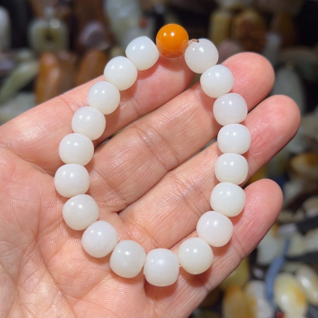 和田玉手串未镶嵌