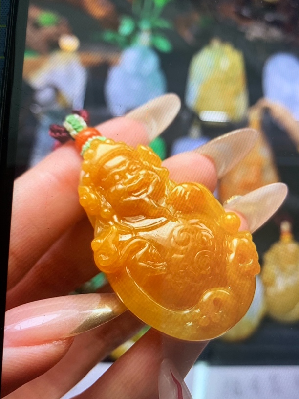 翡翠挂件毛货抛光一物一证