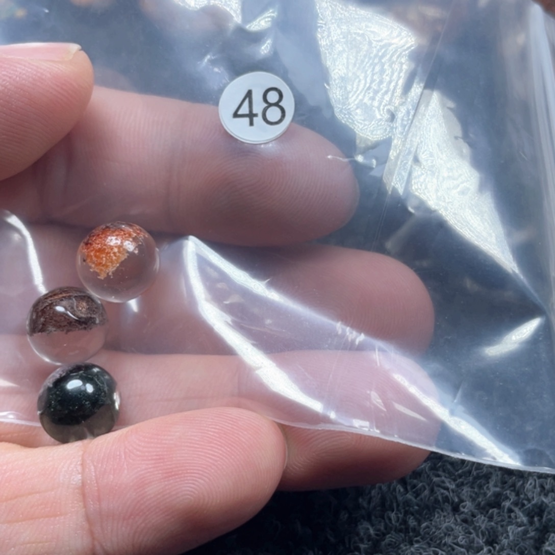 【闪购商品】未镶嵌颈饰水晶L****'