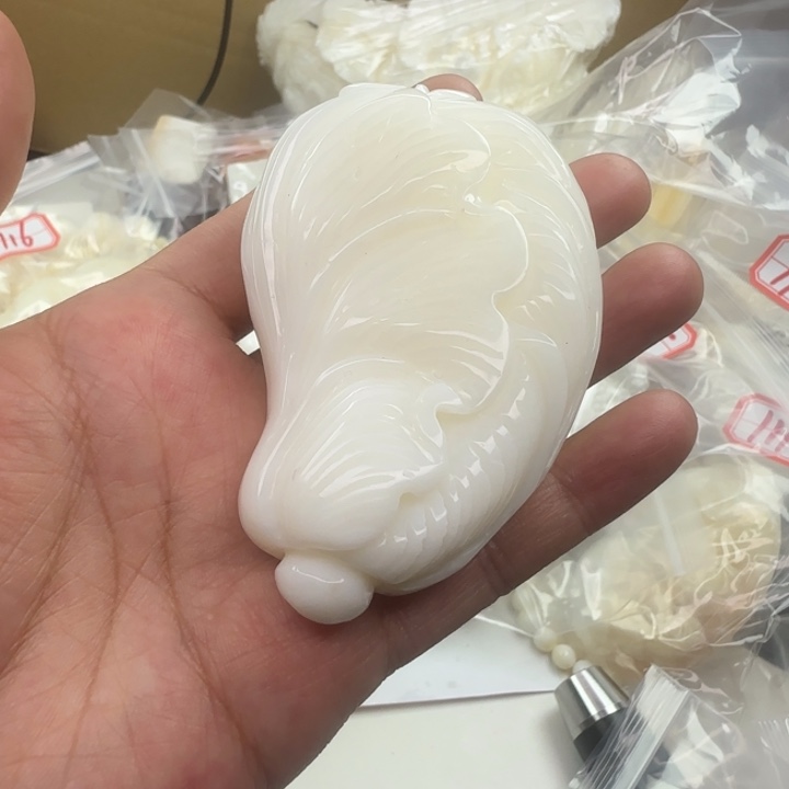 用***9大果紫檀（缅甸花梨）白菜把件117号