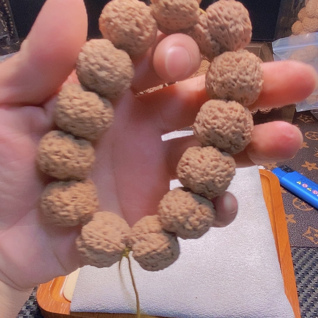 金刚菩提把件5瓣25针孔蜂王