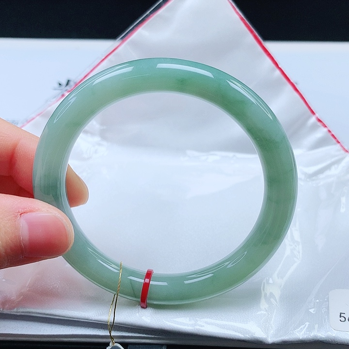 翡翠手镯未镶嵌56➕圈口