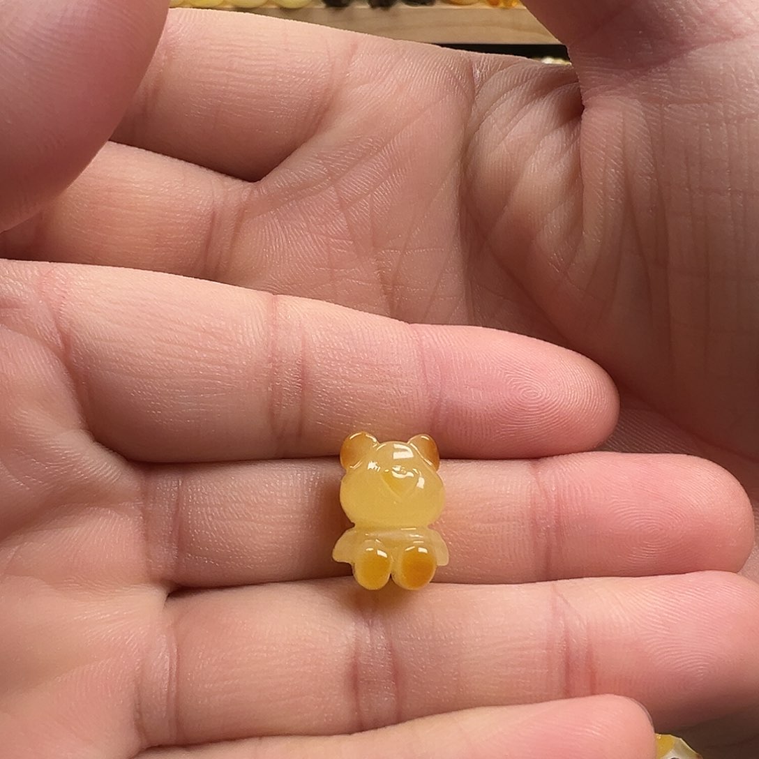 蜜蜡颈饰未镶嵌小熊（打孔不退换）