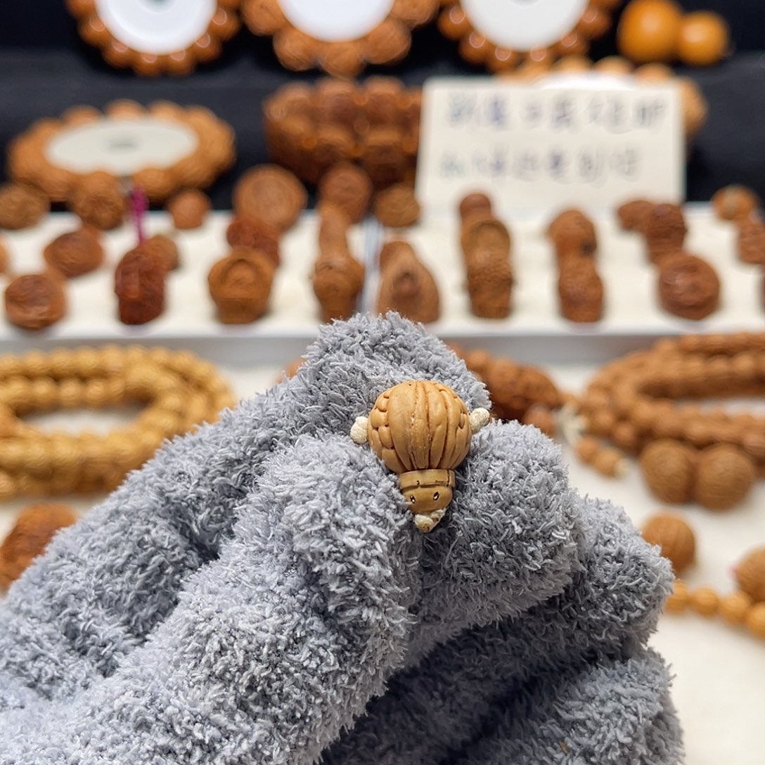 永***泽核桃手串/手链手工桃核工艺制作