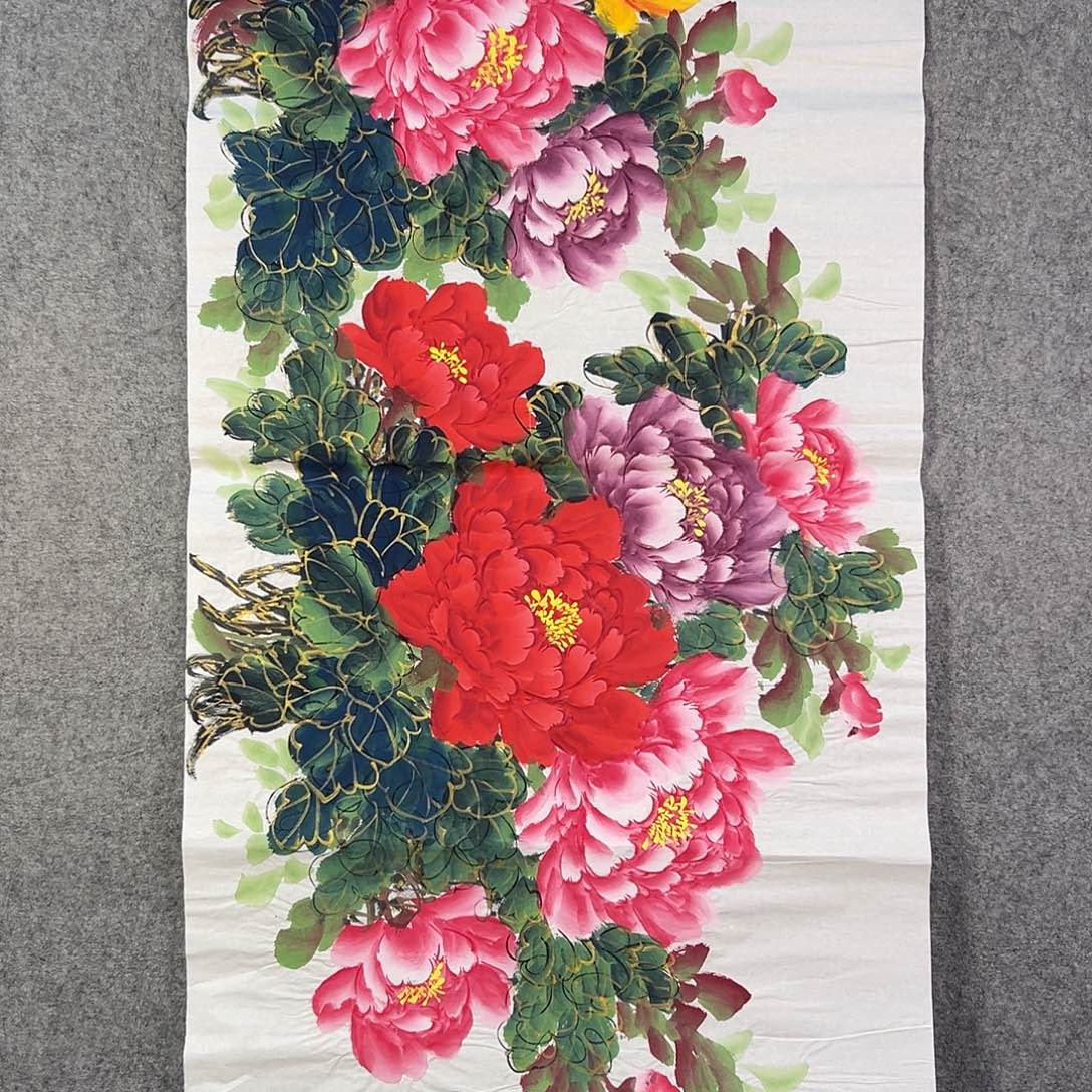 国画317 牡丹等植物生长于这里生长