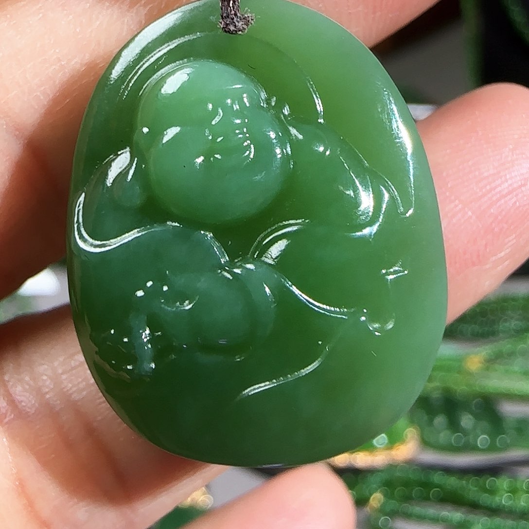 和田玉（碧玉）颈饰未镶嵌
