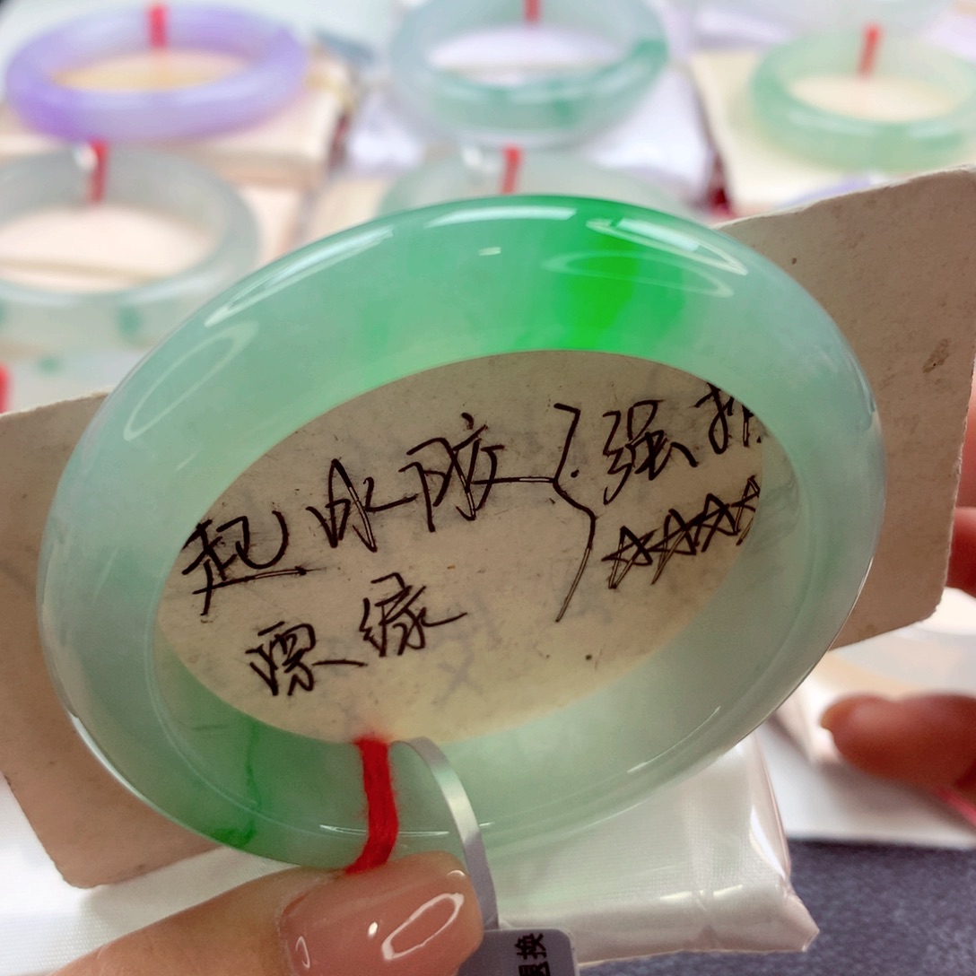 翡翠手镯未镶嵌师妹正阳绿性价比