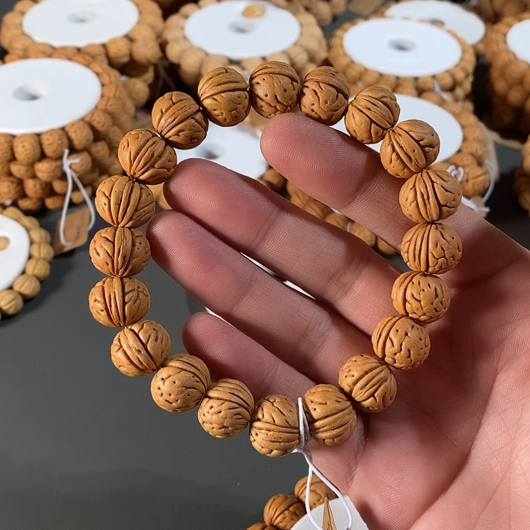 桃核手串山**长15磨盘肌肉纹