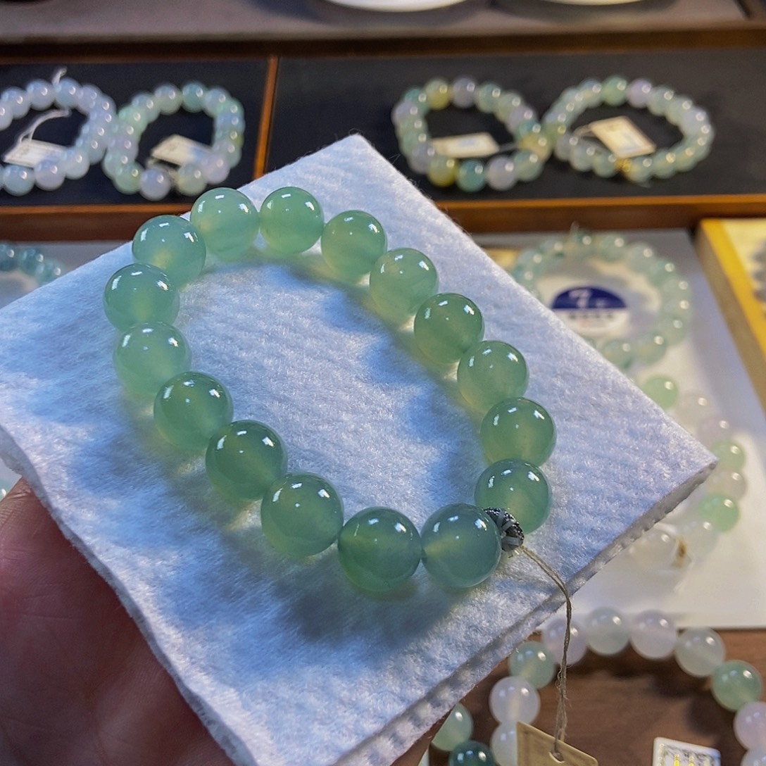 定制翡翠未镶嵌翡翠手串卡12+