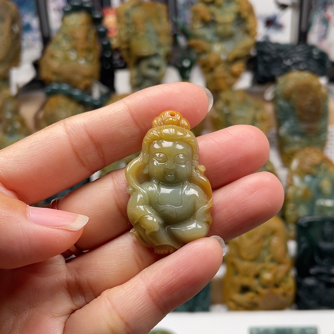 翡翠未镶嵌颈饰天然翡翠a货观音