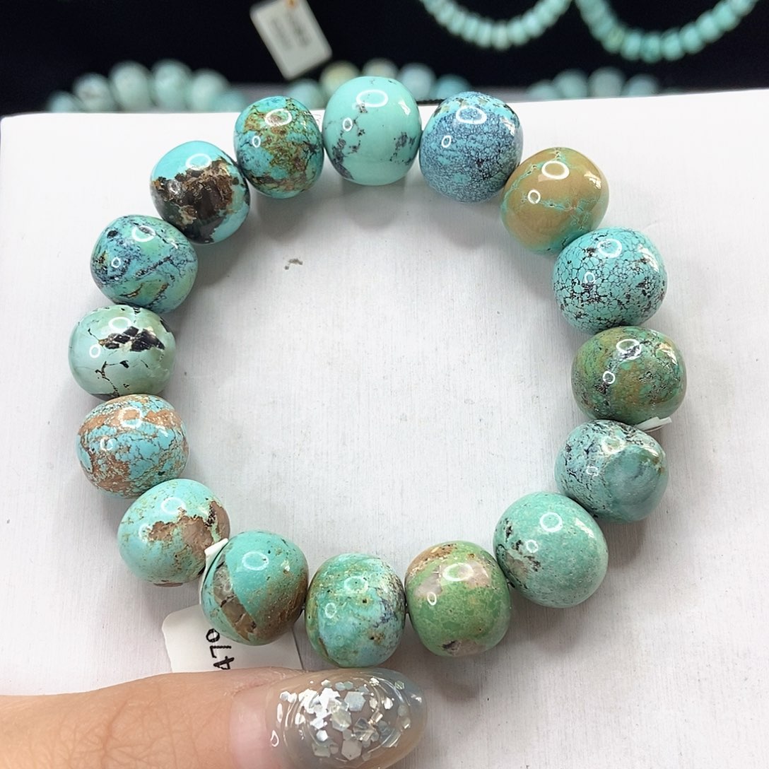 绿松石未镶嵌珠宝奇石