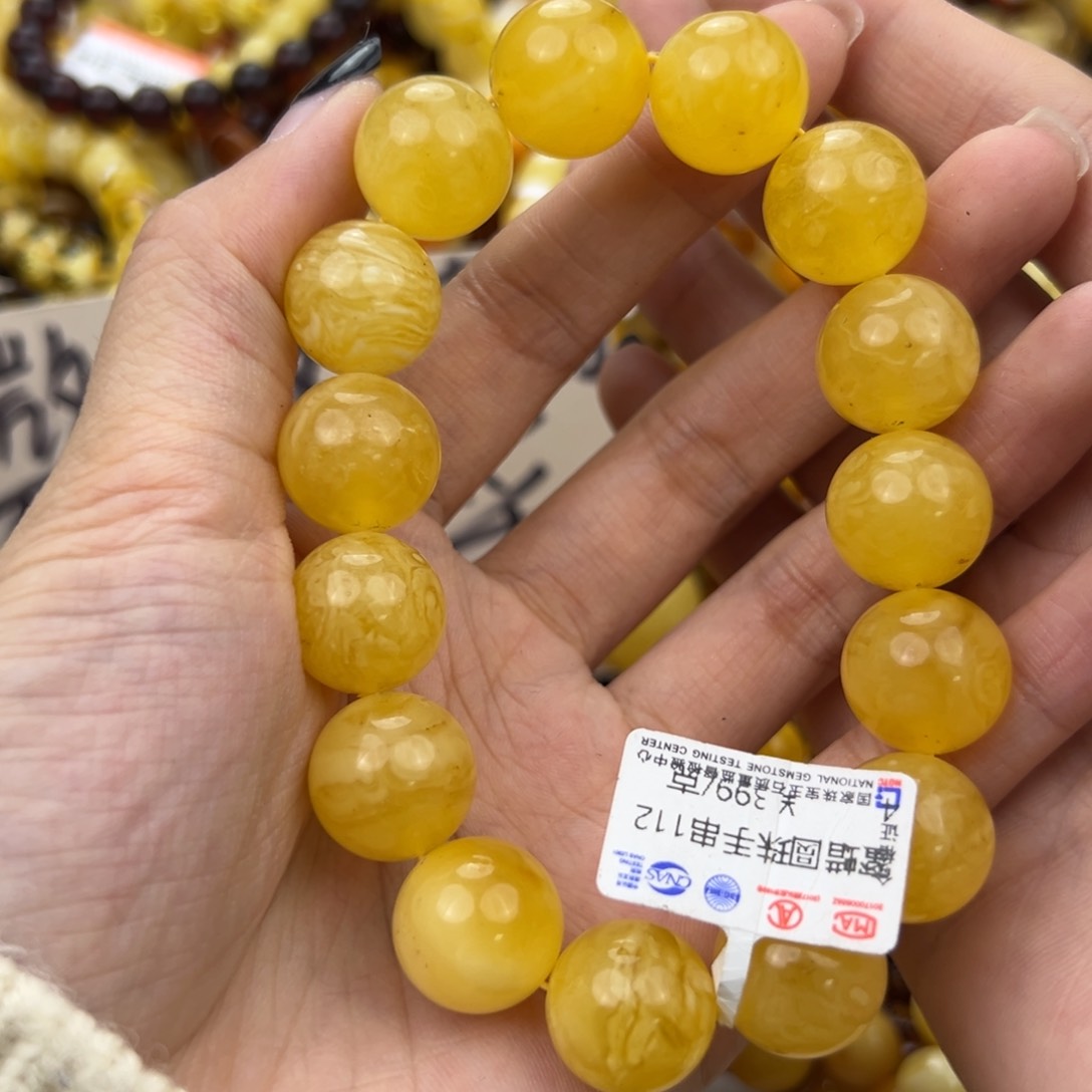 琥珀珠宝奇石未镶嵌