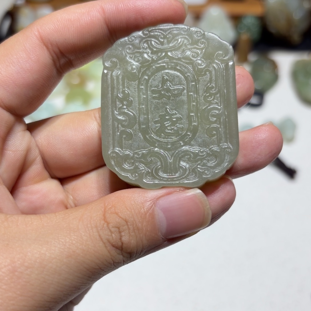 和田玉未镶嵌颈饰