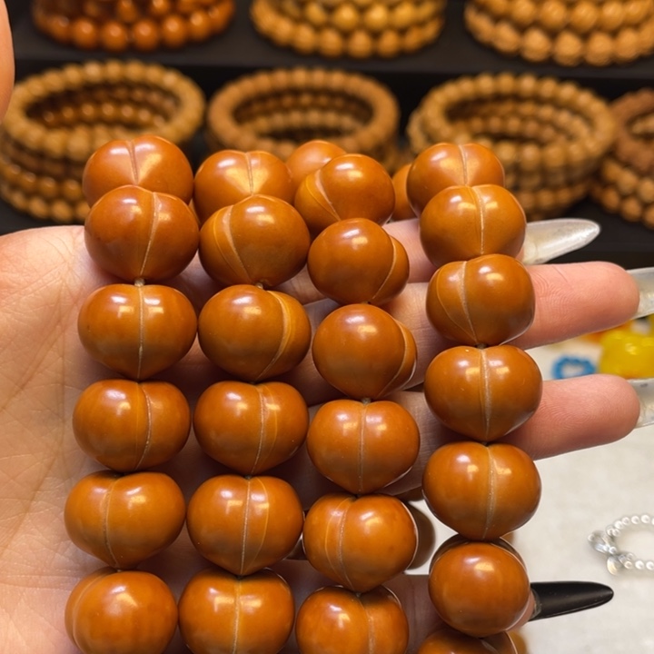 猴头核桃吊坠二等屁桃18+猴头核桃