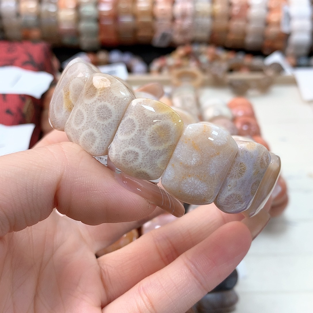 硅化珊瑚（珊瑚玉）手链未镶嵌沙**儿663