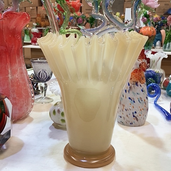 琉璃花瓶高28厘米口径18厘米