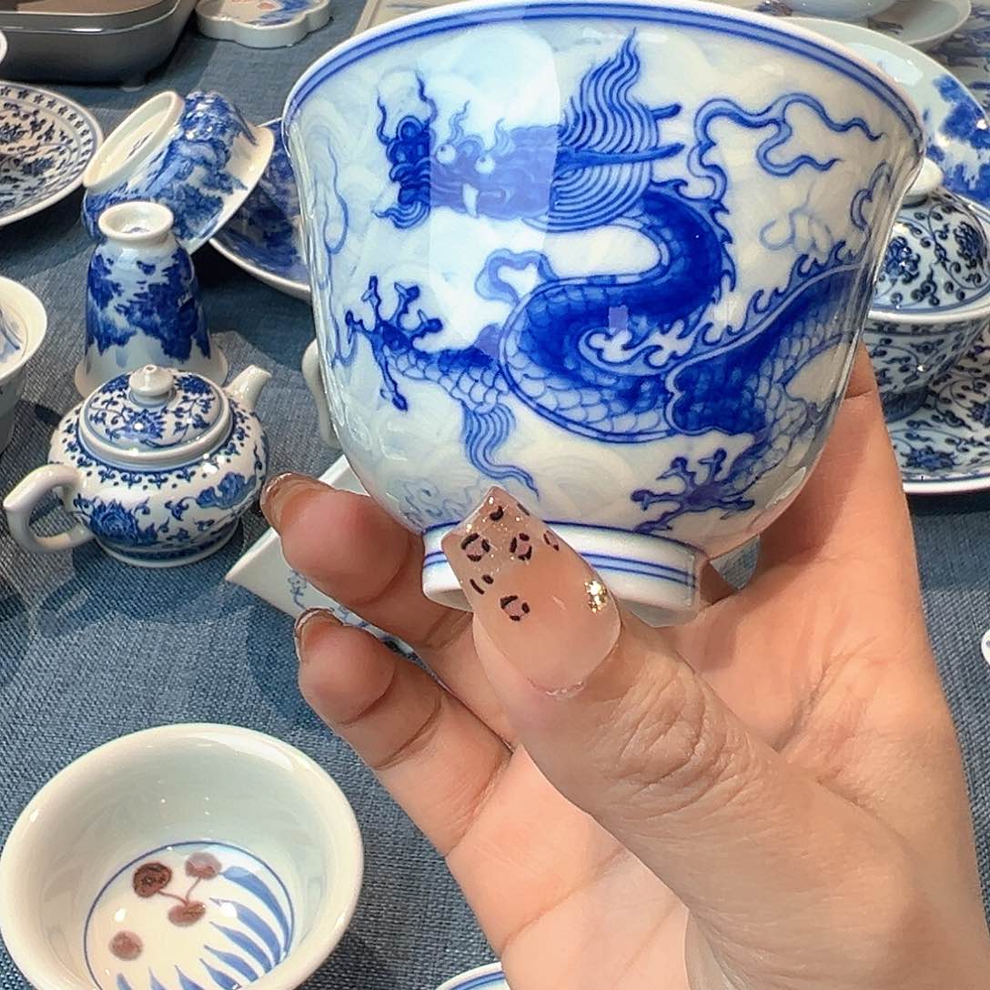 杯子福利待遇和工作经验都很