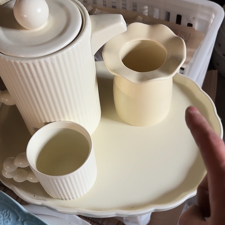 碟微瑕介意勿拍……一套