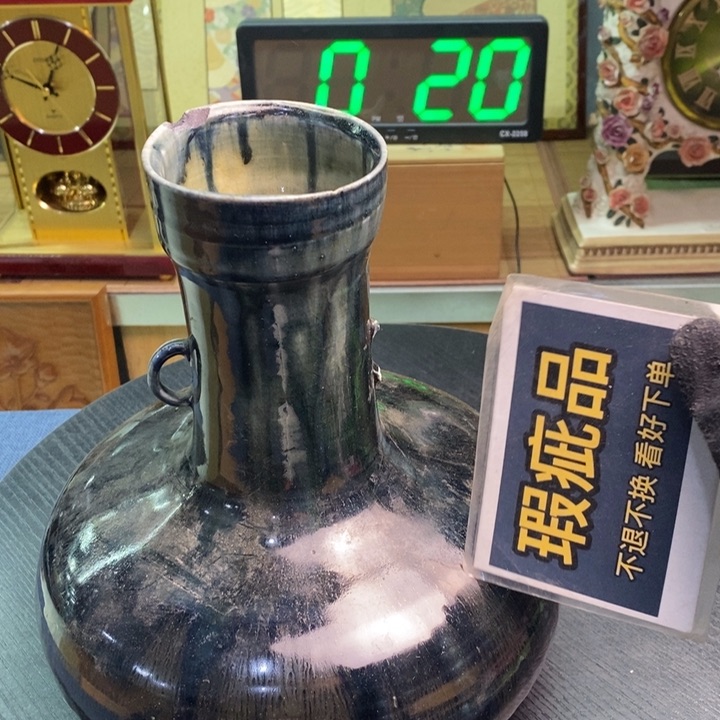 摆件有瑕疵有瑕疵