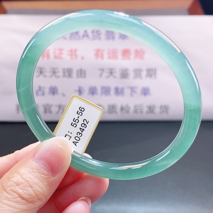 翡翠未镶嵌手镯翡翠手镯163