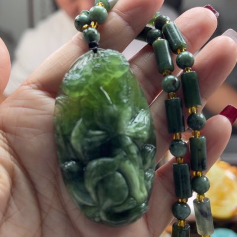 岫玉挂件未镶嵌挂件