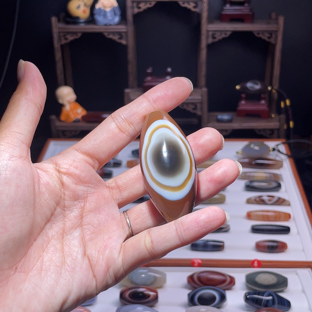 玛瑙/玉髓未镶嵌吊坠(赠链)