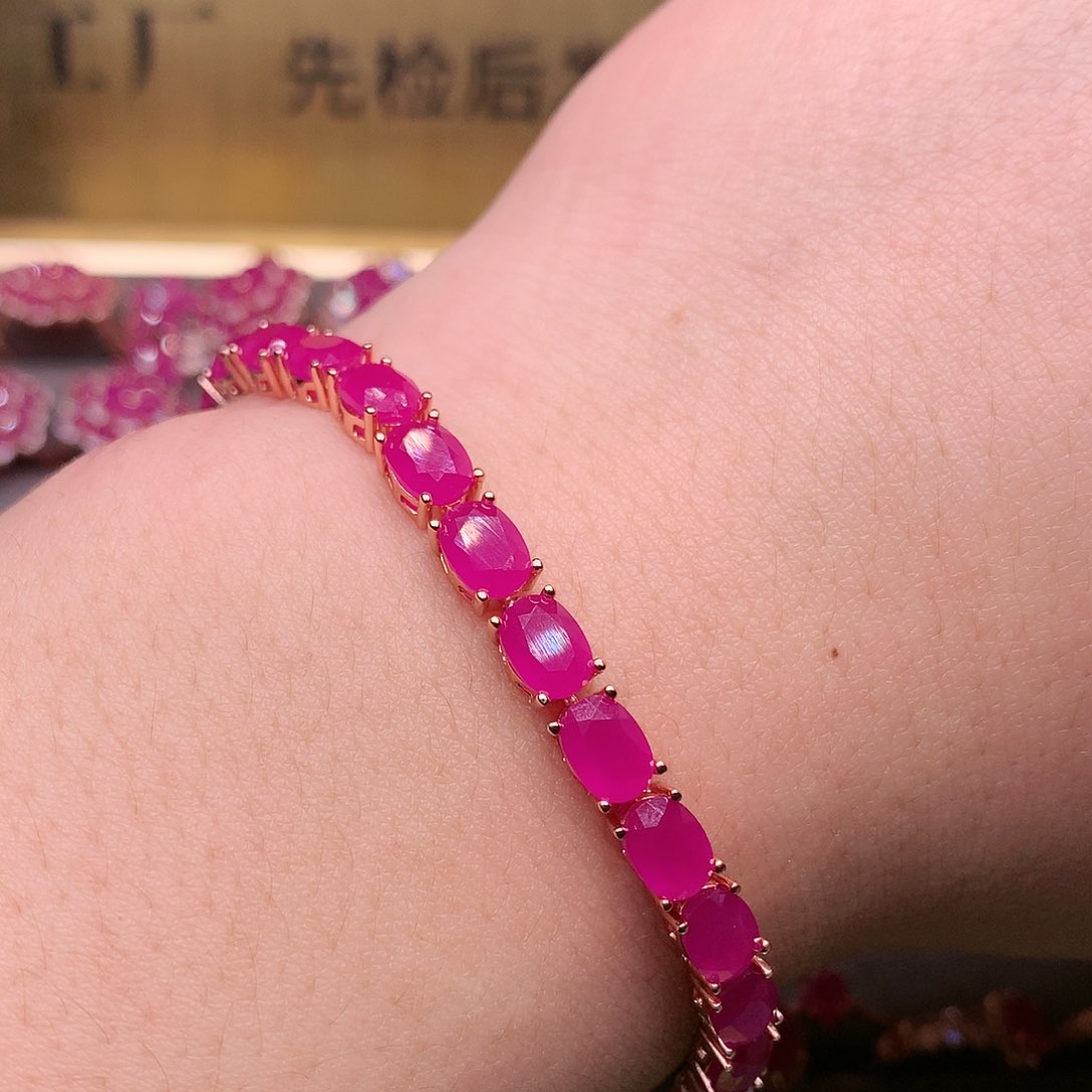 红宝石手链银S925镶嵌