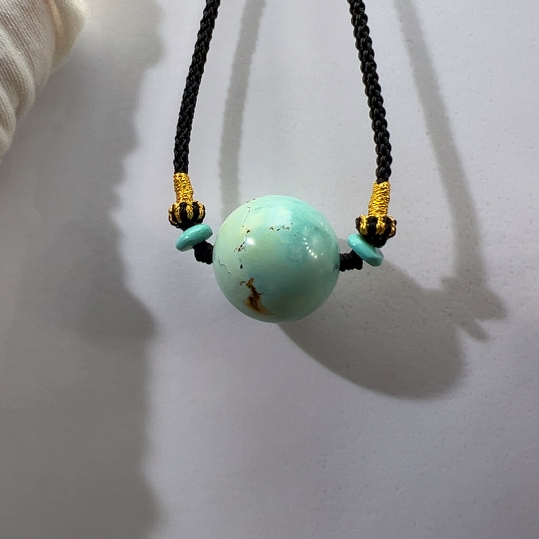 绿松石未镶嵌挂件