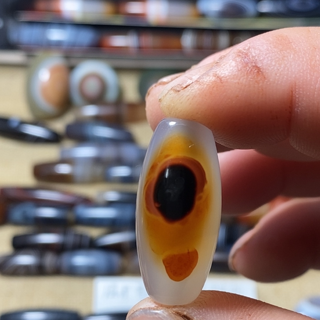 玛瑙/玉髓合金颈饰