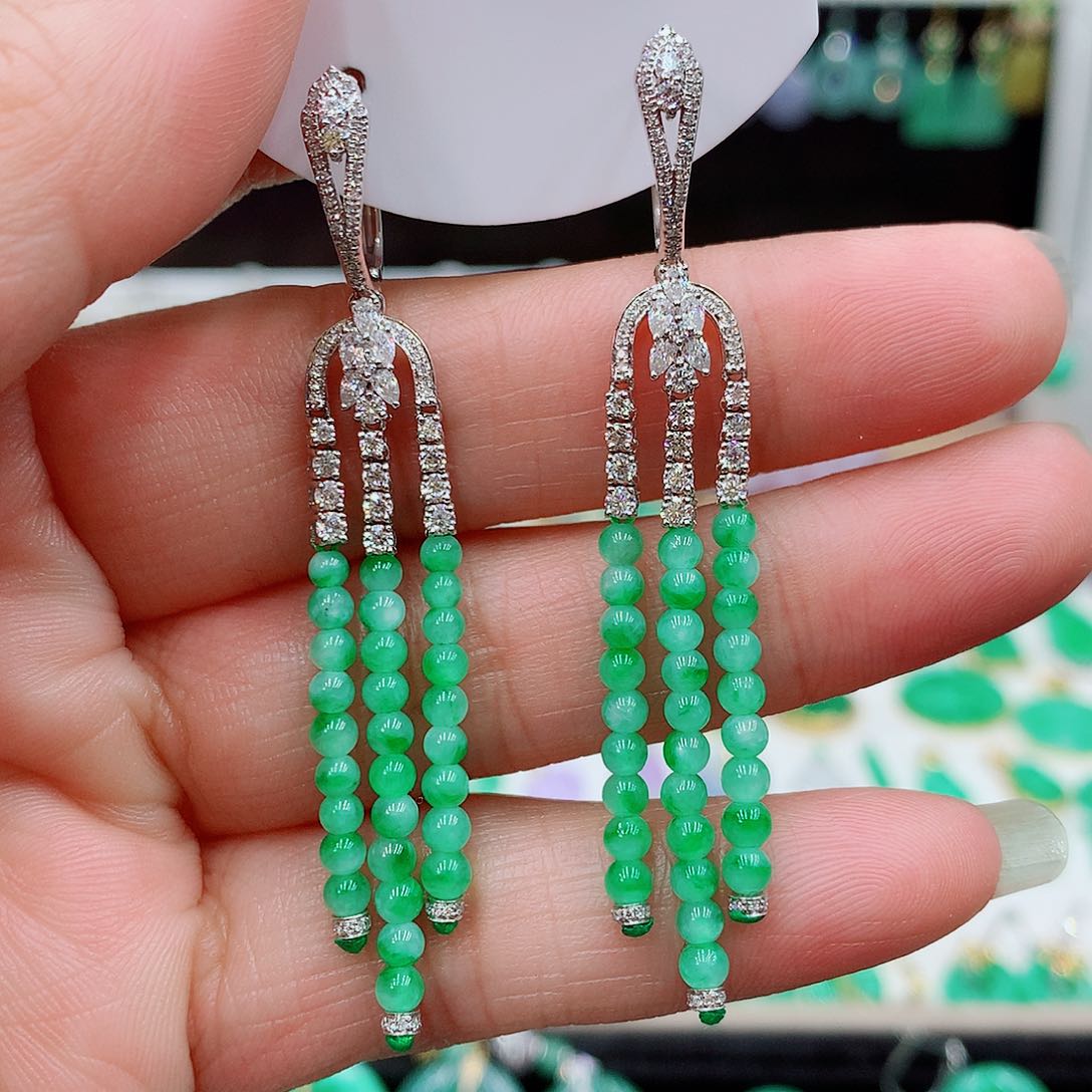 翡翠耳饰18K金镶嵌的