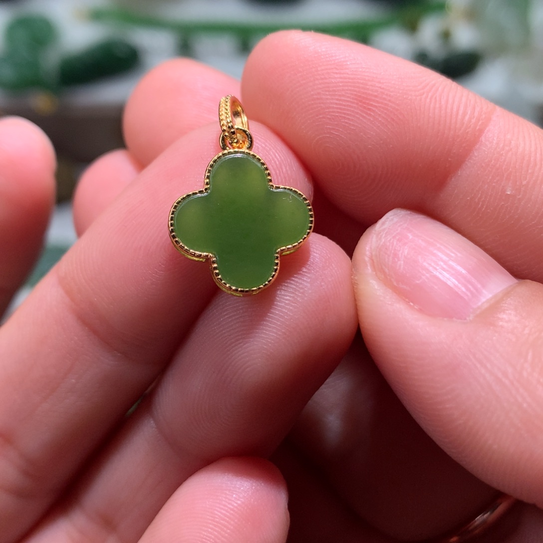 颈饰银S925镶嵌和田玉