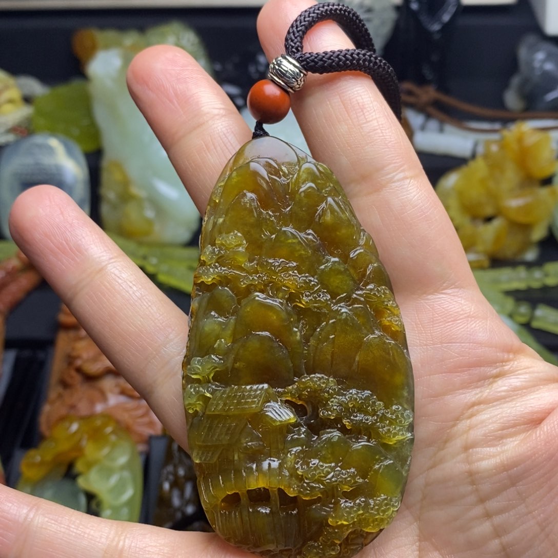 蛇纹石玉颈饰未镶嵌星**提