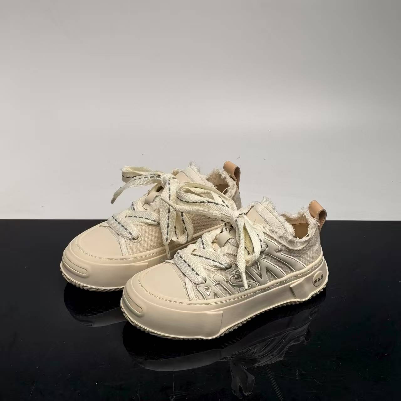 新款帆布板鞋时尚潮流百搭厚底女鞋舒适休闲鞋 8733