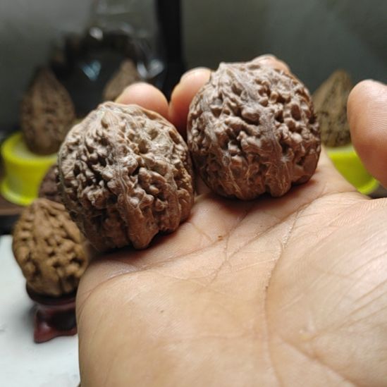 用***户文玩核桃把件东北野生文玩核桃