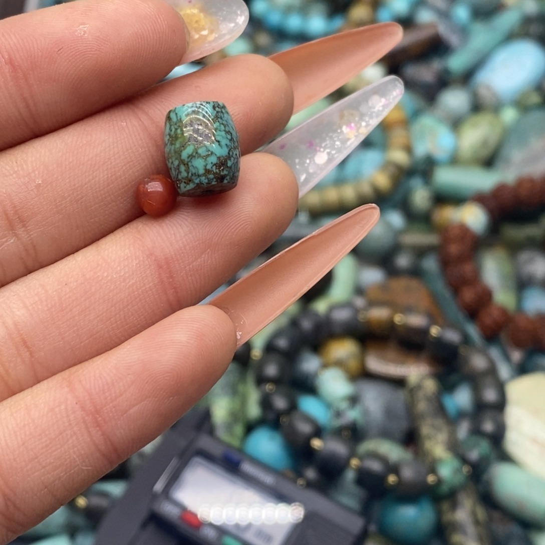 南红玛瑙未镶嵌珠宝奇石