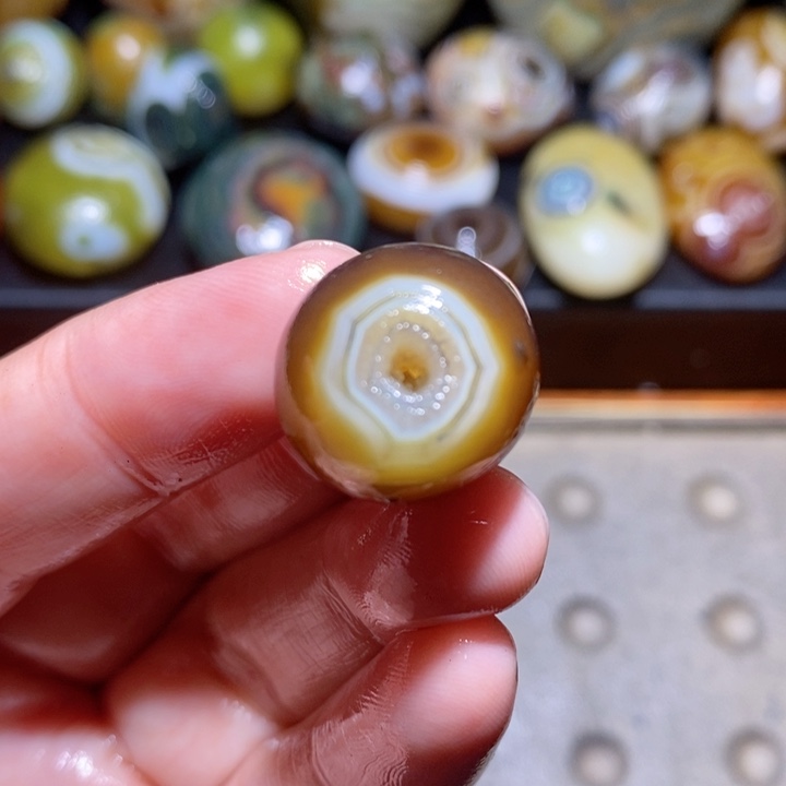 未镶嵌玛瑙/玉髓珠宝半成品141