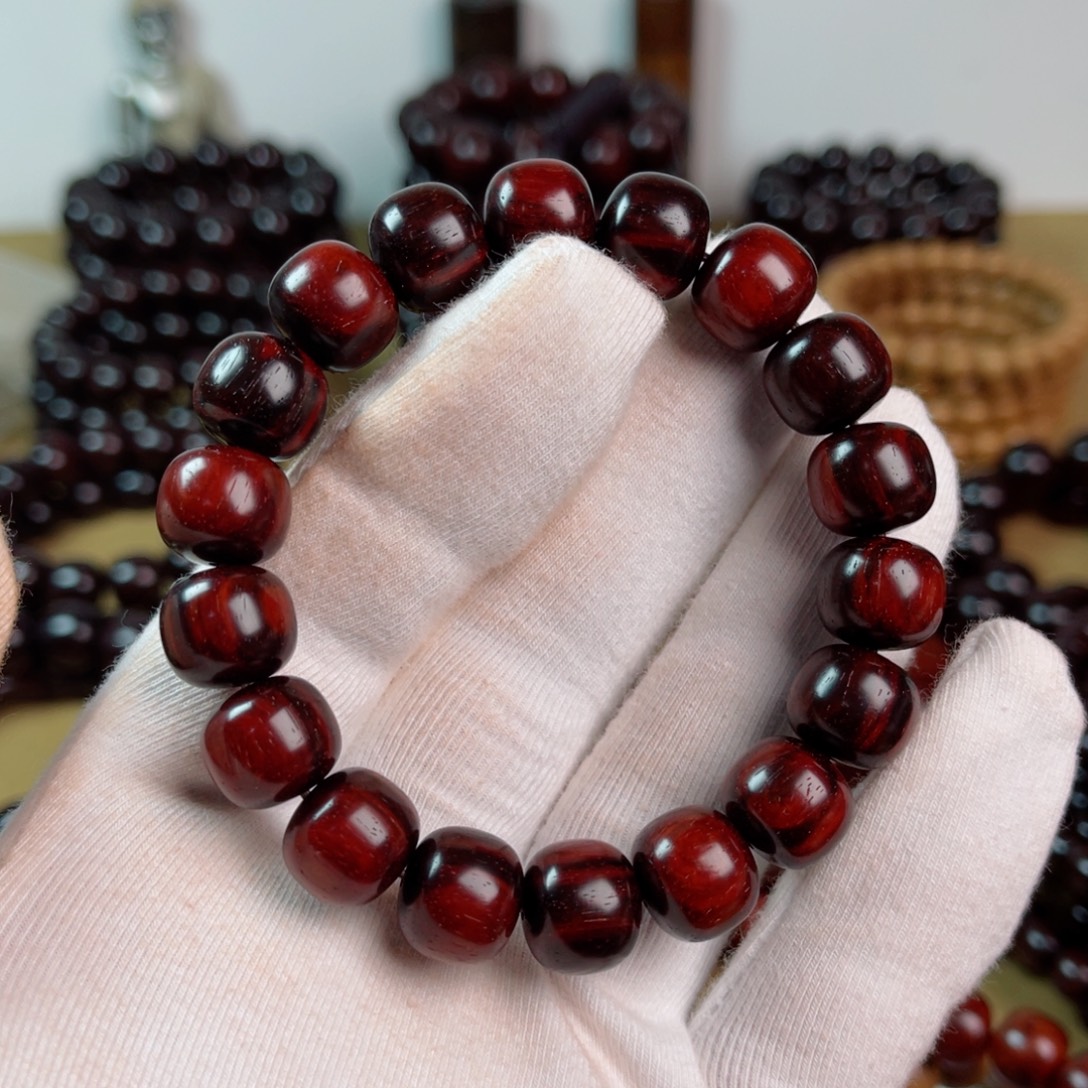 小叶紫檀手串/手链11/12老型高油润黑飘红拆房老料