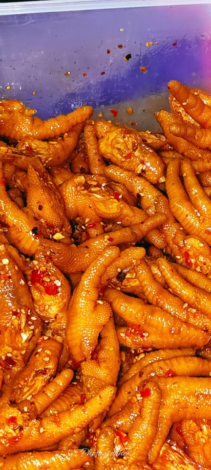 云南特色正宗山胡椒鸡爪