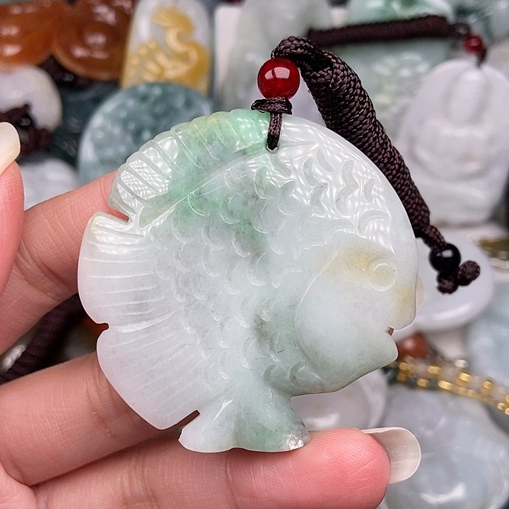 颈饰未镶嵌翡翠翡翠