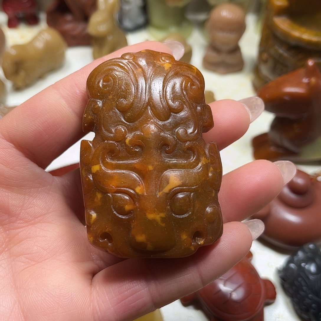 白玉菩提吊坠白玉菩提吊坠