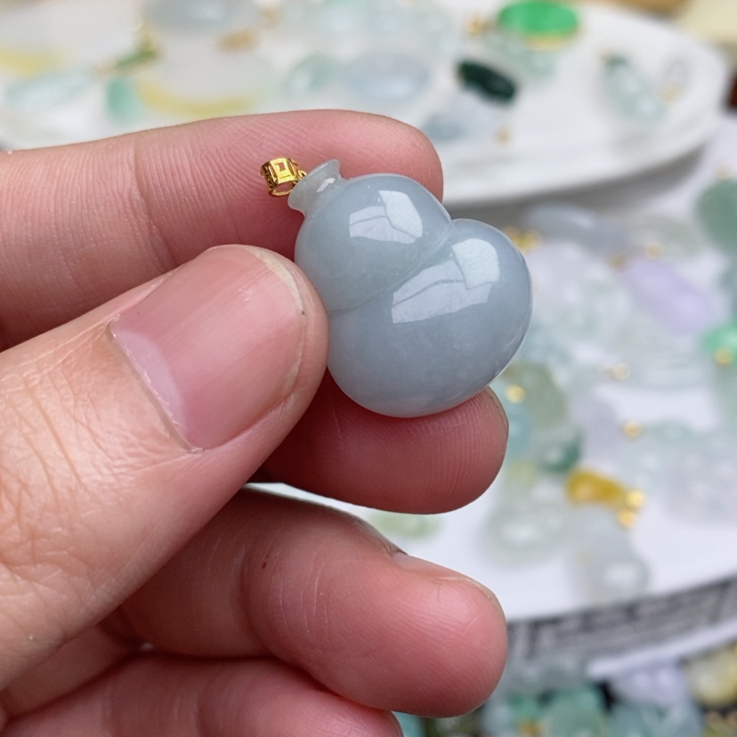 【闪购商品】翡翠吊坠(不含链)18K金镶嵌葫芦